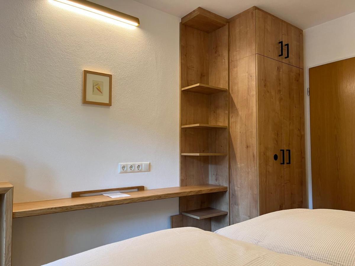 Seidl Kontrabass Appartement *