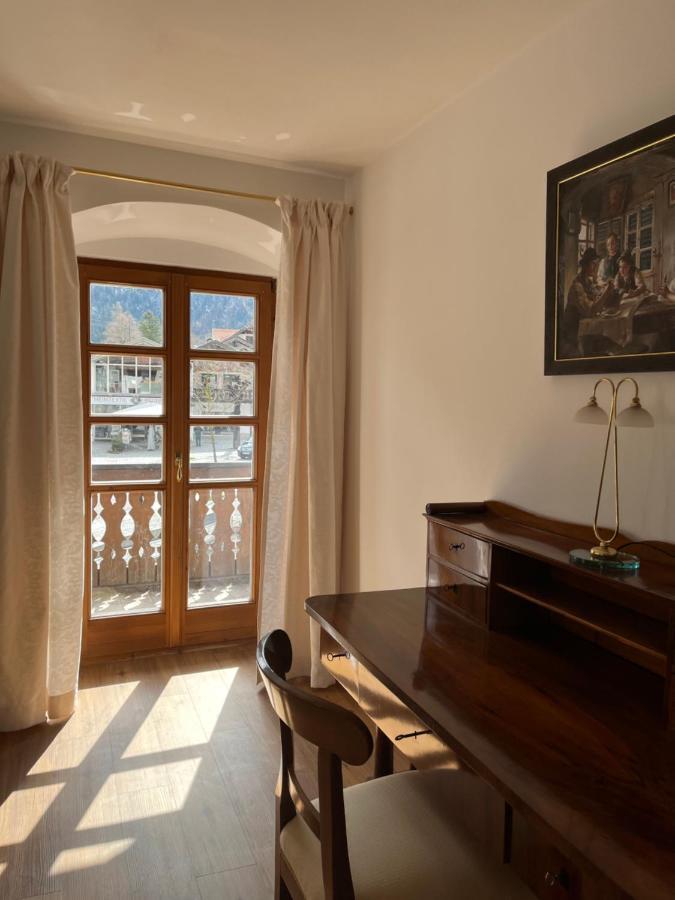 Apartment Seidl Kontrabass Mittenwald