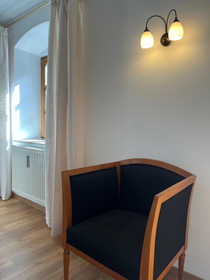 Apartment Seidl Kontrabass *