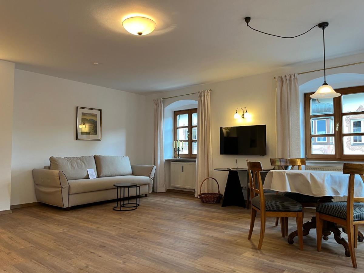 Seidl Kontrabass Apartment